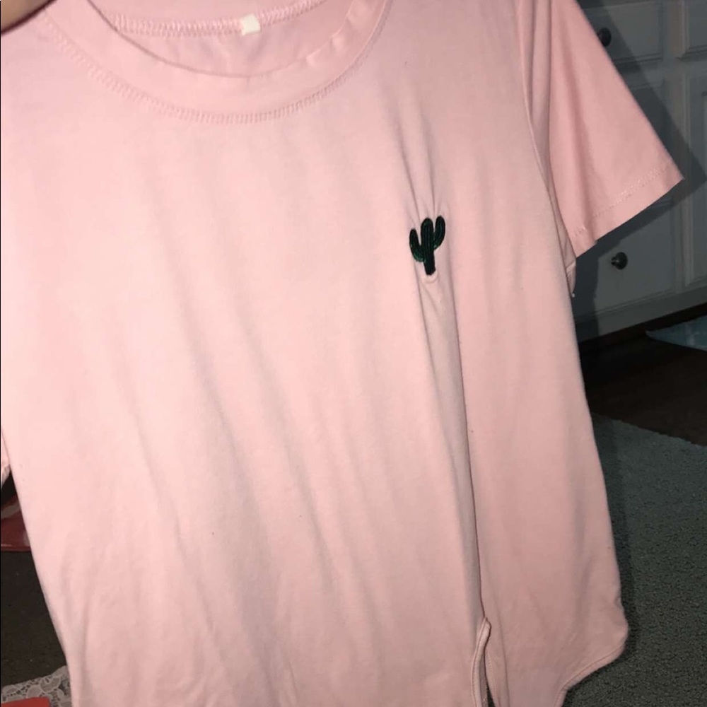 Pink tee